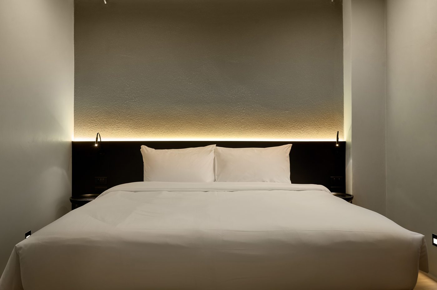 SUPERIOR DOUBLE room at Lantern Chiang Mai Night Bazaar — room view 3